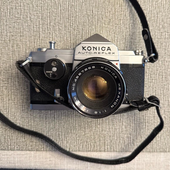 Konica Other - Konica AutoReflex SLR with 52mm 1.8 lens